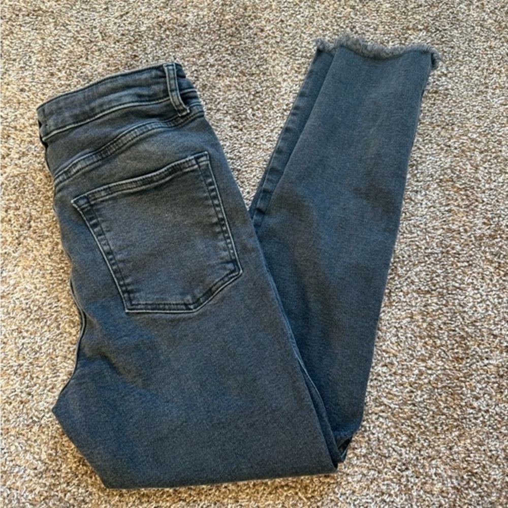 Free People We The Free high waisted cropped skinny jeans stretch raw hem black